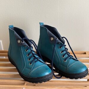 V Italia Teal Women's Lace-Up Ankle Booties